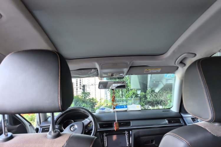 Used Volkswagen C-TREK 2017 230TSI DSG Comfort Version Headliner