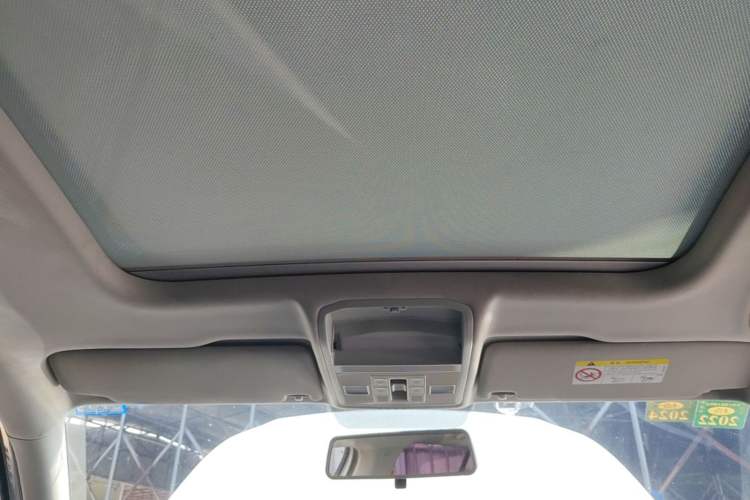 Used Volkswagen C-TREK 2017 1.6L Automatic Comfort Model Headliner