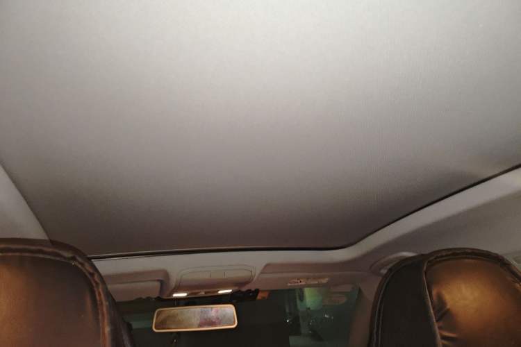 Used Volkswagen C-TREK 2017 1.6L Automatic Comfort Model Headliner