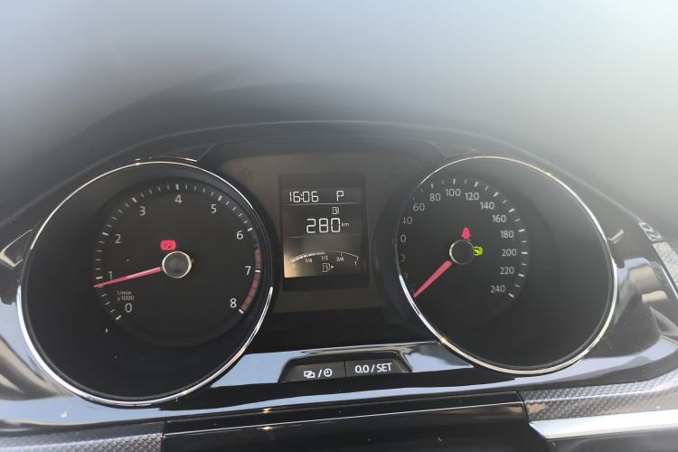 Used Volkswagen C-TREK 2017 1.6L Automatic Comfort Model Instrument Cluster