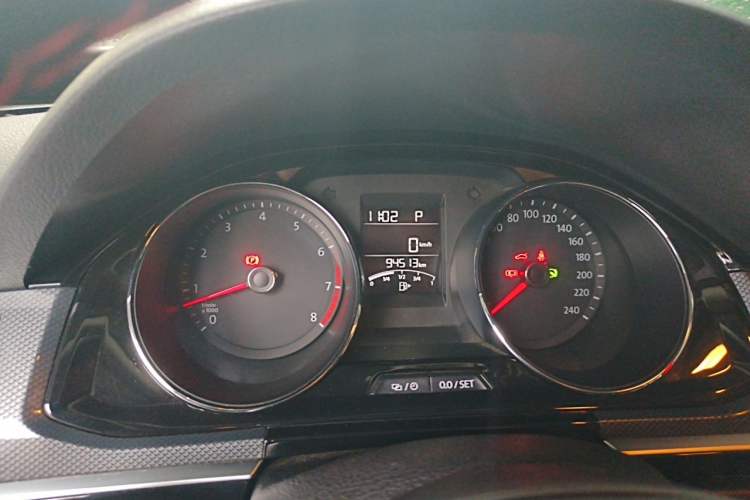 Used Volkswagen C-TREK 2017 1.6L Automatic Comfort Model Instrument Cluster