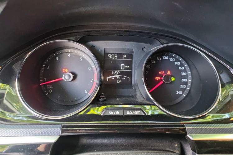 Used Volkswagen C-TREK 2017 1.6L Automatic Comfort Model Instrument Cluster