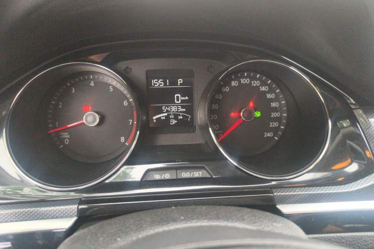 Used Volkswagen C-TREK 2017 1.6L Automatic Comfort Model Instrument Cluster
