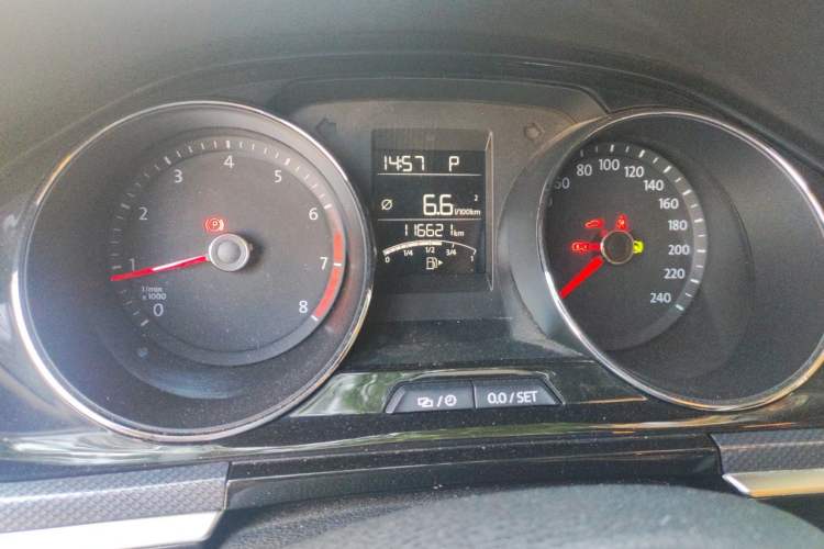 Used Volkswagen C-TREK 2017 230TSI DSG Comfort Version Instrument Cluster