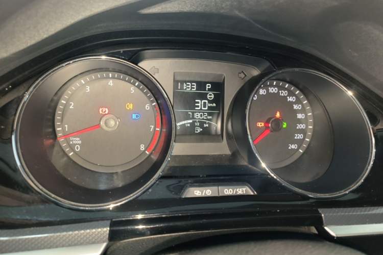 Used Volkswagen C-TREK 2017 1.6L Automatic Comfort Model Instrument Cluster