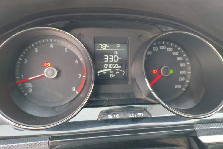 Used Volkswagen C-TREK 2017 1.6L Automatic Comfort Model Instrument Cluster