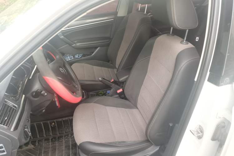 Used Volkswagen C-TREK 2017 1.6L Manual Comfort Model Left Front Seat