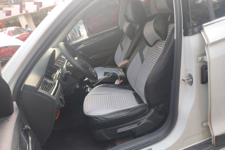Used Volkswagen C-TREK 2017 1.6L Automatic Comfort Model Left Front Seat