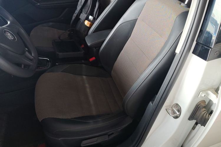 Used Volkswagen C-TREK 2017 230TSI DSG Comfort Version Left Front Seat