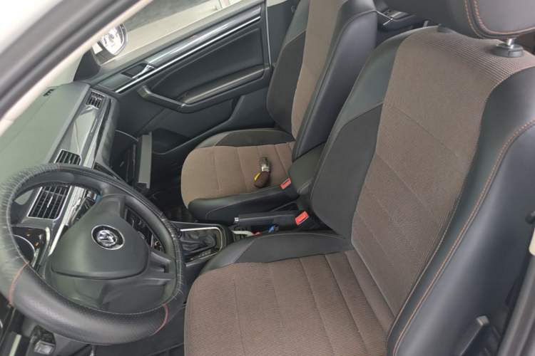 Used Volkswagen C-TREK 2017 1.6L Automatic Comfort Model Left Front Seat