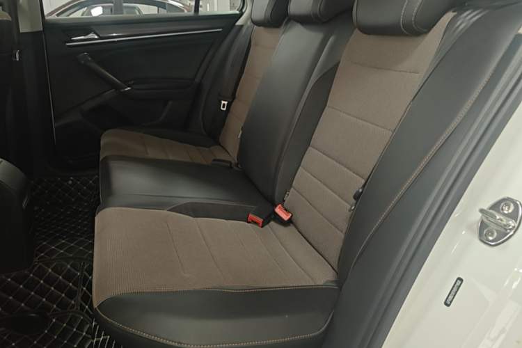 Used Volkswagen C-TREK 2017 1.6L Automatic Comfort Model Left Rear Seat