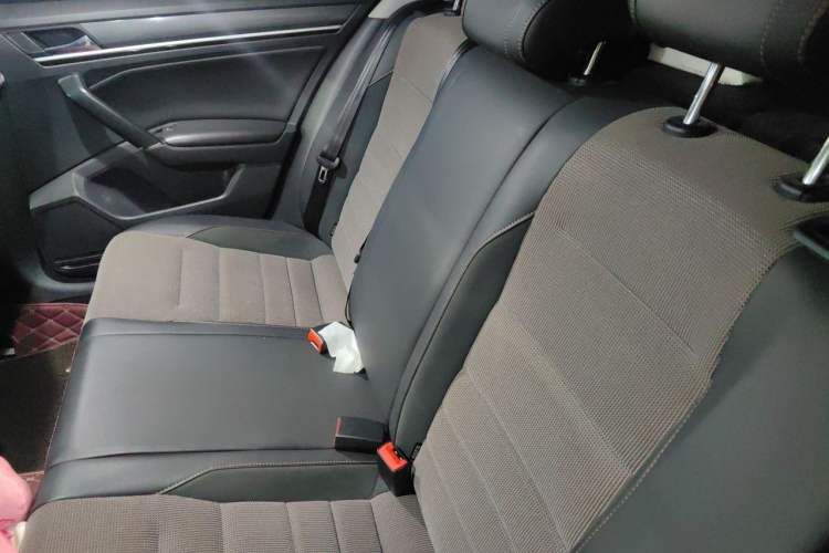 Used Volkswagen C-TREK 2017 230TSI DSG Comfort Version Left Rear Seat