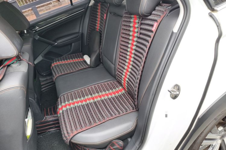 Used Volkswagen C-TREK 2017 230TSI DSG Luxury Model Left Rear Seat