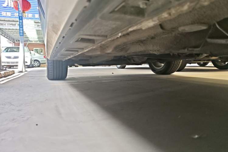 Used Volkswagen C-TREK 2017 1.6L Automatic Comfort Model Left Side Sill