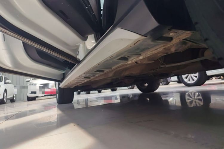 Used Volkswagen C-TREK 2017 1.6L Automatic Comfort Model Left Side Sill