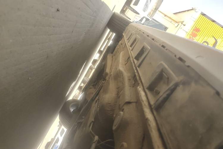 Used Volkswagen C-TREK 2017 1.6L Automatic Comfort Model Left Side Sill