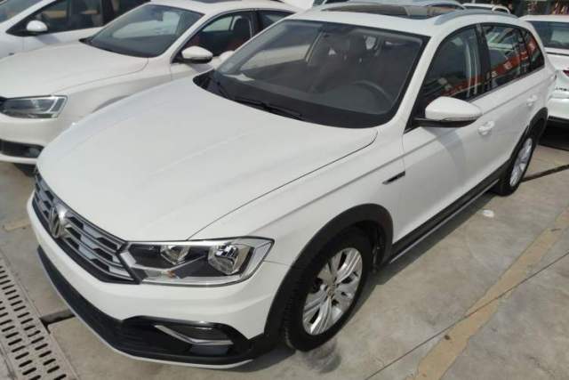 Used Volkswagen C-TREK 2017 230TSI DSG Comfort Version