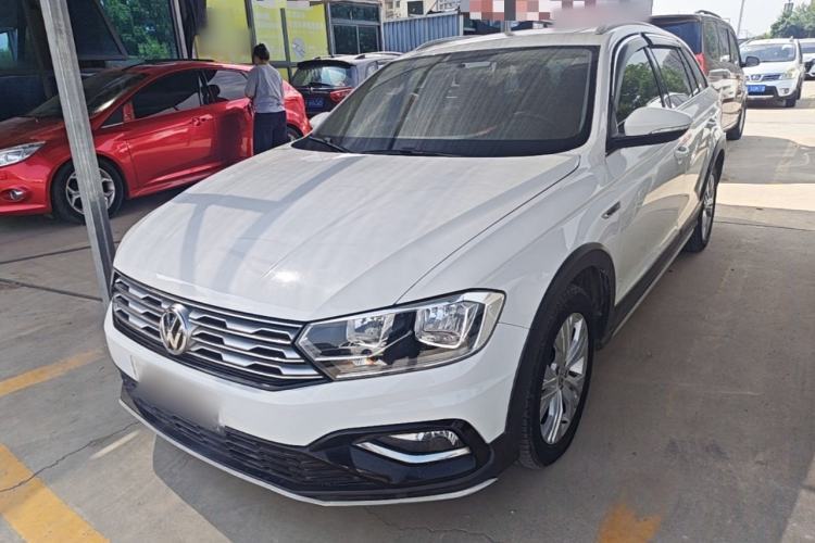 Used Volkswagen C-TREK 2017 1.6L Automatic Comfort Model Guazi used car, China used car export, Used car for sale, Used cars, Cheapest cars for sale