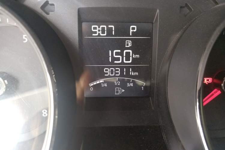 Used Volkswagen C-TREK 2017 1.6L Automatic Comfort Model Odometer Close Up