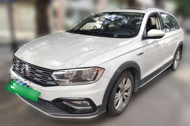 Used Volkswagen C-TREK 2017 230TSI DSG Comfort Version Guazi used car, China used car export, Used car for sale, Used  cars, Cheapest cars for sale