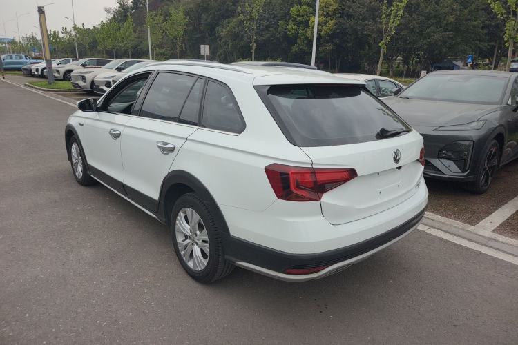 Used Volkswagen C-TREK 2017 230TSI DSG Comfort Version Rear Left 45 Deg