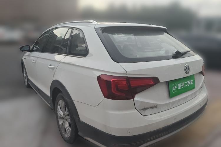 Used Volkswagen C-TREK 2017 1.6L Automatic Comfort Model Rear Left 45 Deg