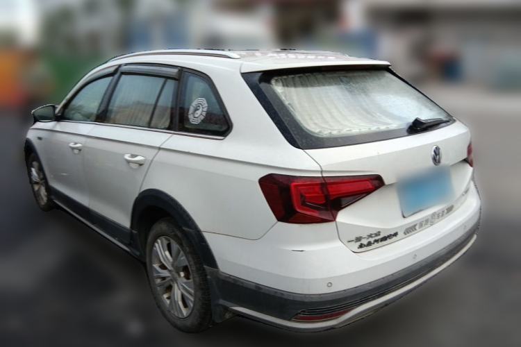 Used Volkswagen C-TREK 2017 1.6L Manual Comfort Model Rear Left 45 Deg