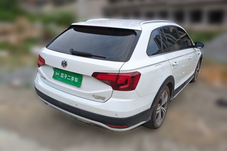 Used Volkswagen C-TREK 2017 230TSI DSG Luxury Model Rear Right 45 Deg