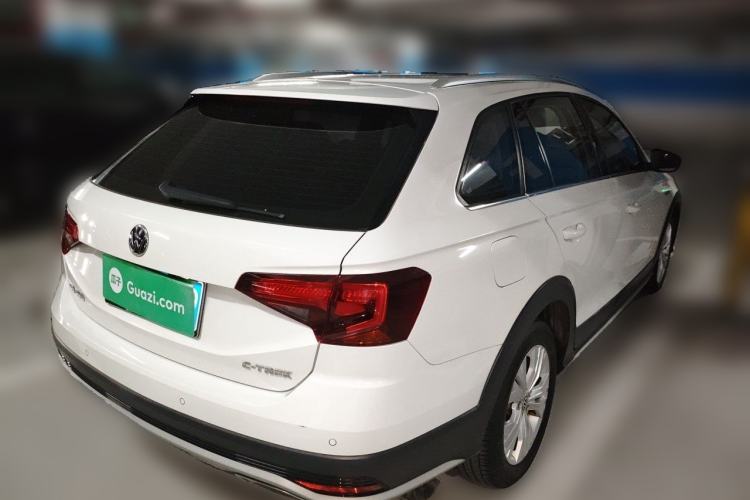 Used Volkswagen C-TREK 2017 1.6L Automatic Comfort Model Rear Right 45 Deg