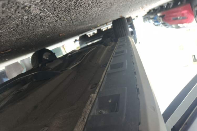 Used Volkswagen C-TREK 2017 1.6L Automatic Comfort Model Right Side Sill