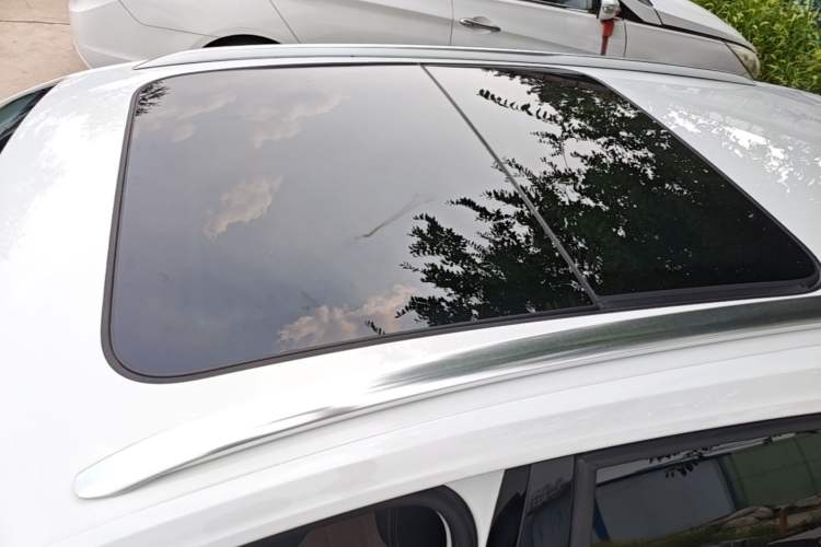 Used Volkswagen C-TREK 2017 230TSI DSG Comfort Version Roof