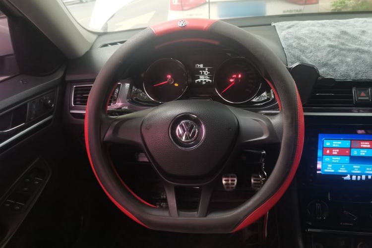 Used Volkswagen C-TREK 2017 1.6L Manual Comfort Model Steering Wheel