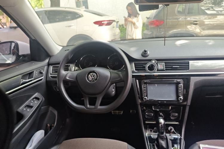 Used Volkswagen C-TREK 2017 230TSI DSG Comfort Version Steering Wheel