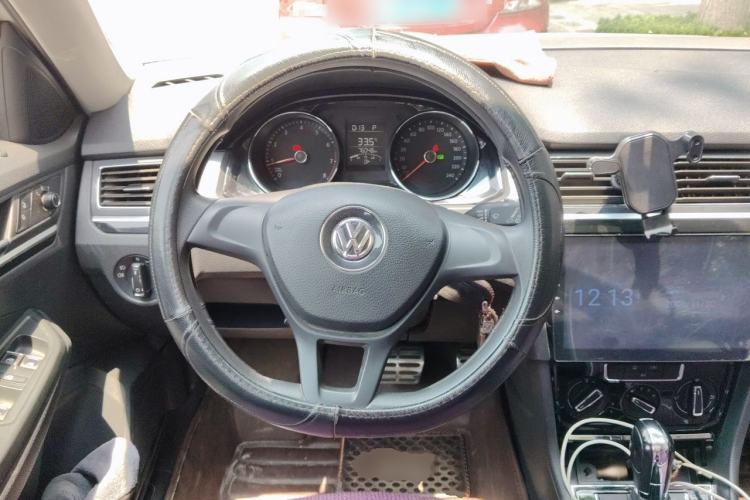 Used Volkswagen C-TREK 2017 1.6L Automatic Comfort Model Steering Wheel