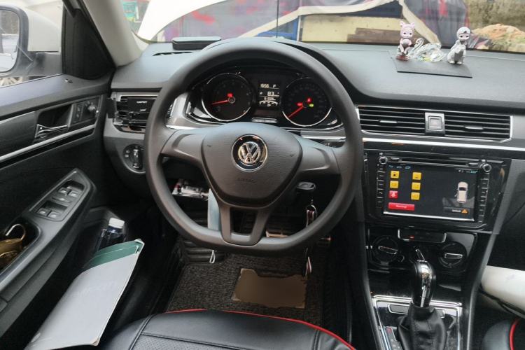 Used Volkswagen C-TREK 2017 230TSI DSG Comfort Version Steering Wheel