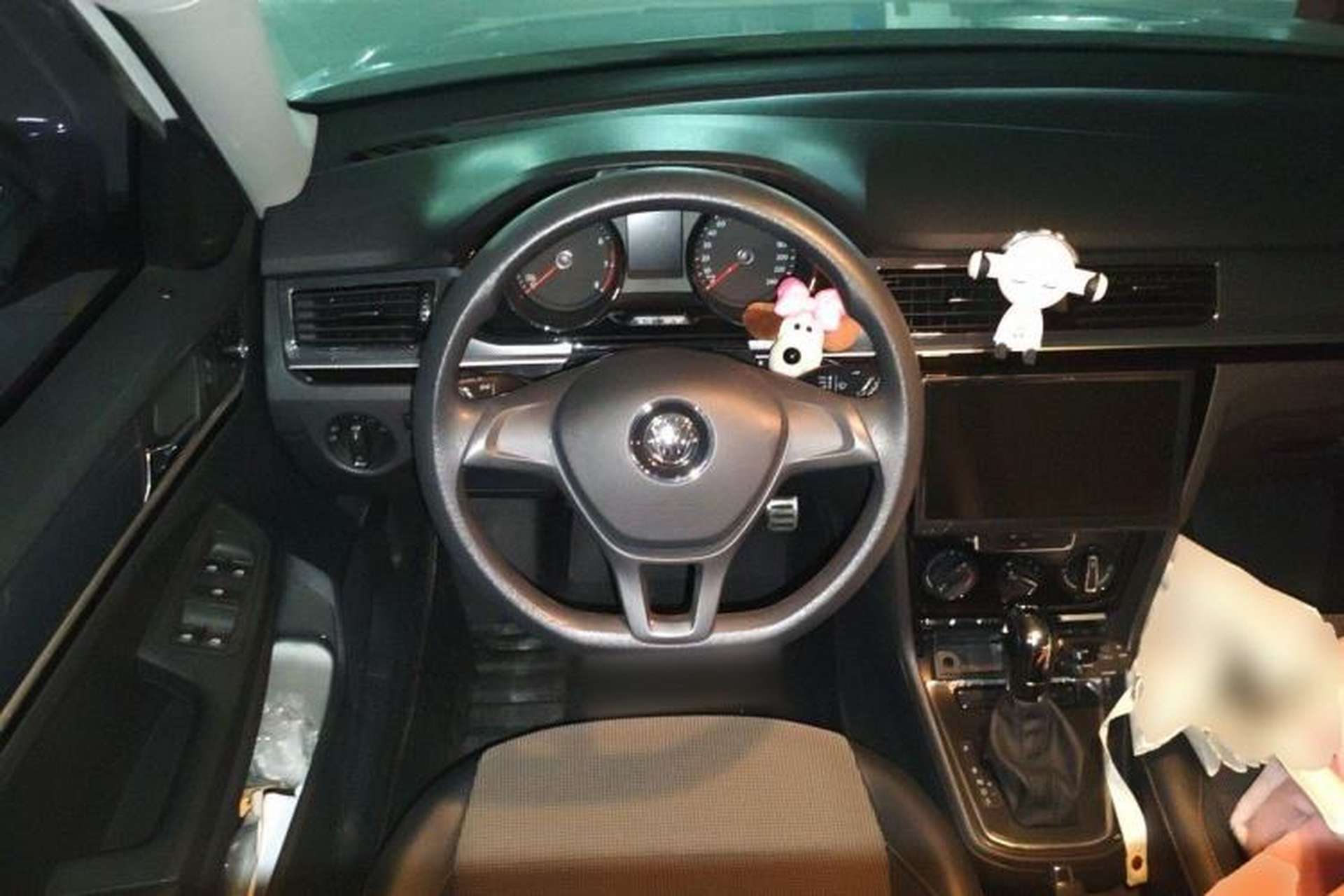Used Volkswagen C-TREK 2017 230TSI DSG Comfort Version Steering Wheel