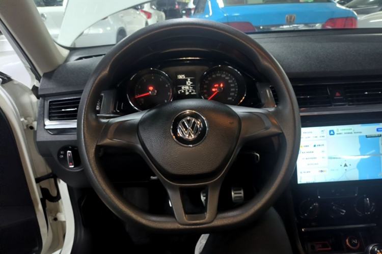 Used Volkswagen C-TREK 2017 1.6L Manual Comfort Model Steering Wheel