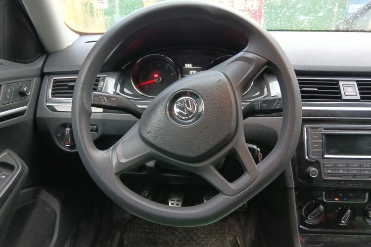 Used Volkswagen C-TREK 2017 1.6L Manual Comfort Model Steering Wheel