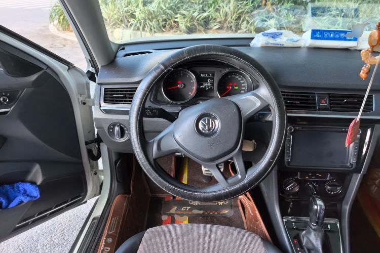 Used Volkswagen C-TREK 2017 230TSI DSG Comfort Version Steering Wheel