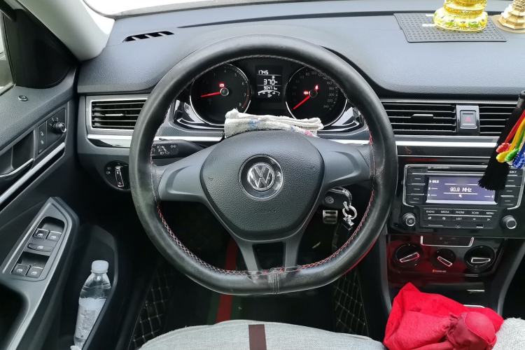 Used Volkswagen C-TREK 2017 1.6L Manual Comfort Model Steering Wheel