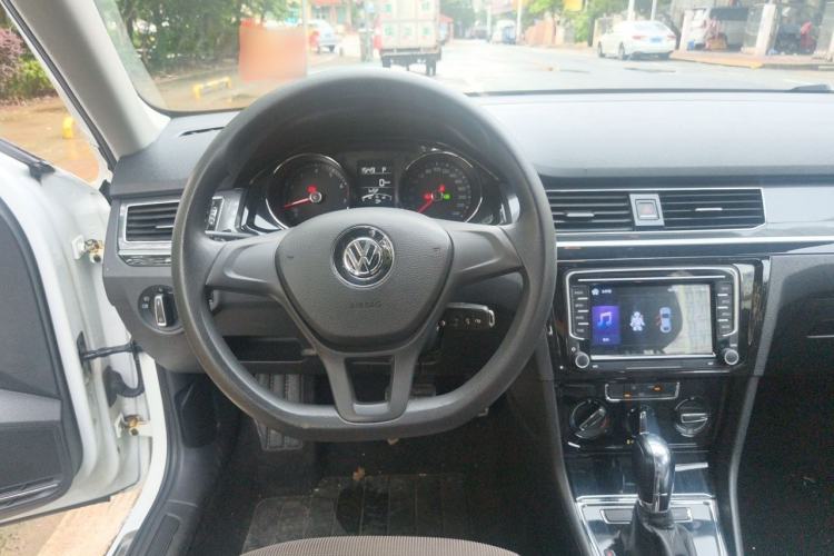 Used Volkswagen C-TREK 2017 1.6L Automatic Comfort Model Steering Wheel