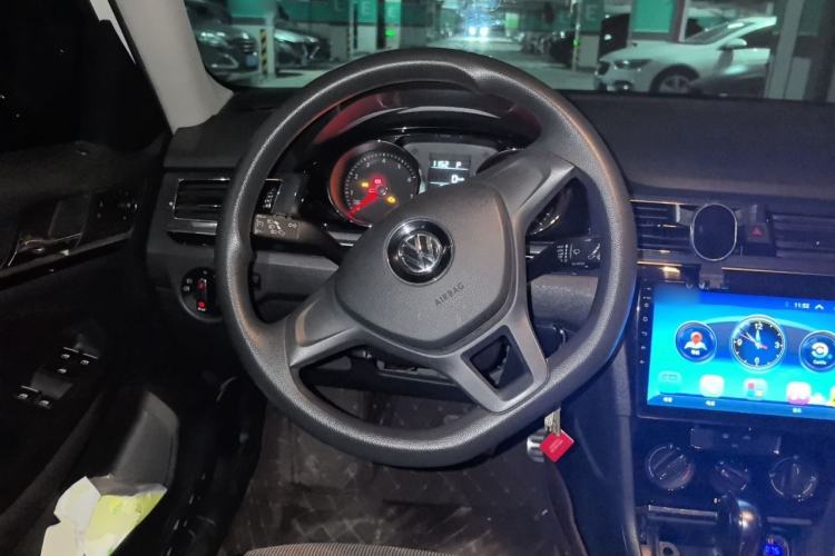 Used Volkswagen C-TREK 2017 1.6L Automatic Comfort Model Steering Wheel