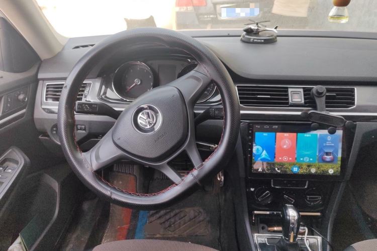 Used Volkswagen C-TREK 2017 230TSI DSG Comfort Version Steering Wheel