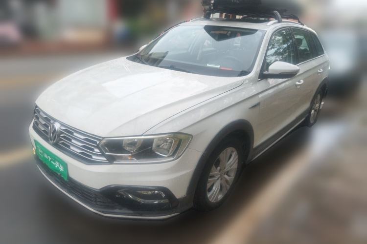 Used Volkswagen C-TREK 2017 1.6L Automatic Comfort Model Guazi used car, China used car export, Used car for sale, Used  cars, Cheapest cars for sale