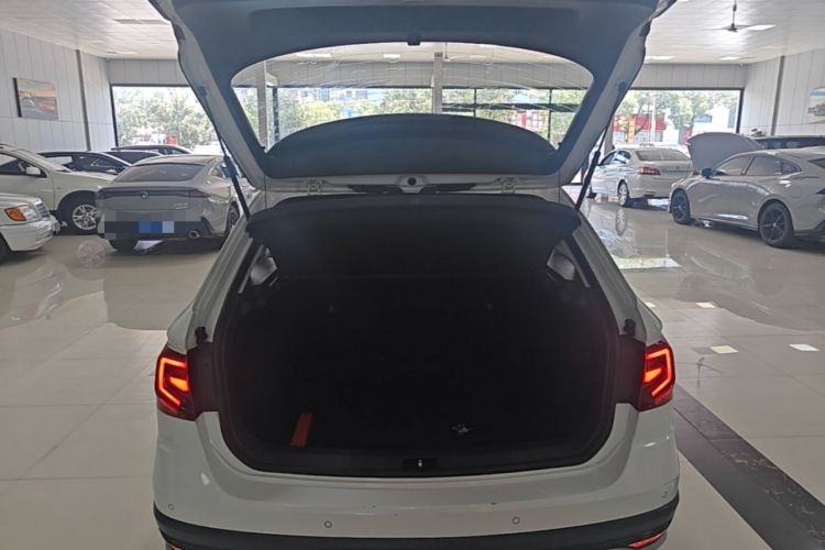 Used Volkswagen C-TREK 2017 1.6L Automatic Comfort Model Trunk