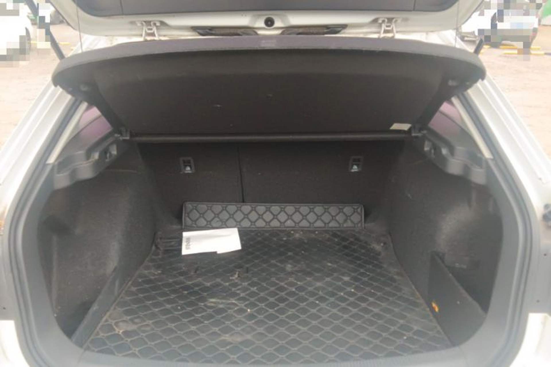 Used Volkswagen C-TREK 2017 230TSI DSG Comfort Version Trunk