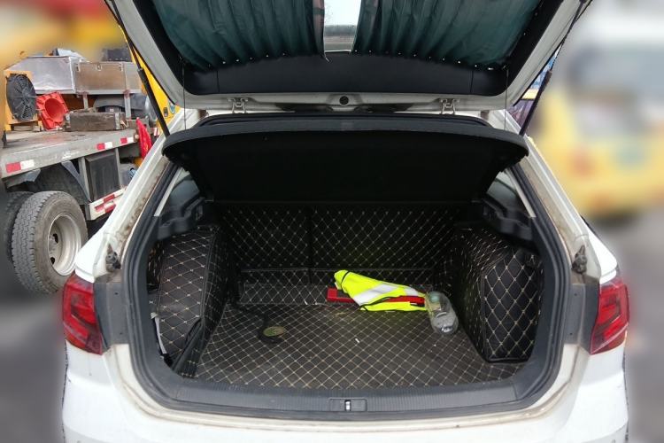 Used Volkswagen C-TREK 2017 1.6L Manual Comfort Model Trunk