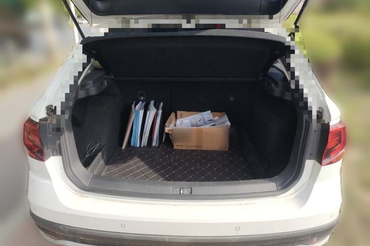 Used Volkswagen C-TREK 2017 230TSI DSG Comfort Version Trunk