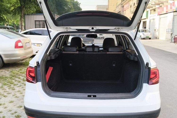 Used Volkswagen C-TREK 2017 1.6L Automatic Comfort Model Trunk