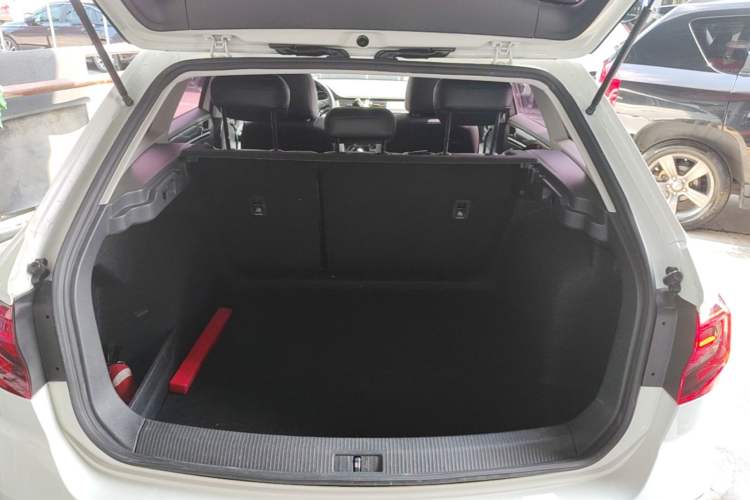 Used Volkswagen C-TREK 2017 1.6L Automatic Comfort Model Trunk